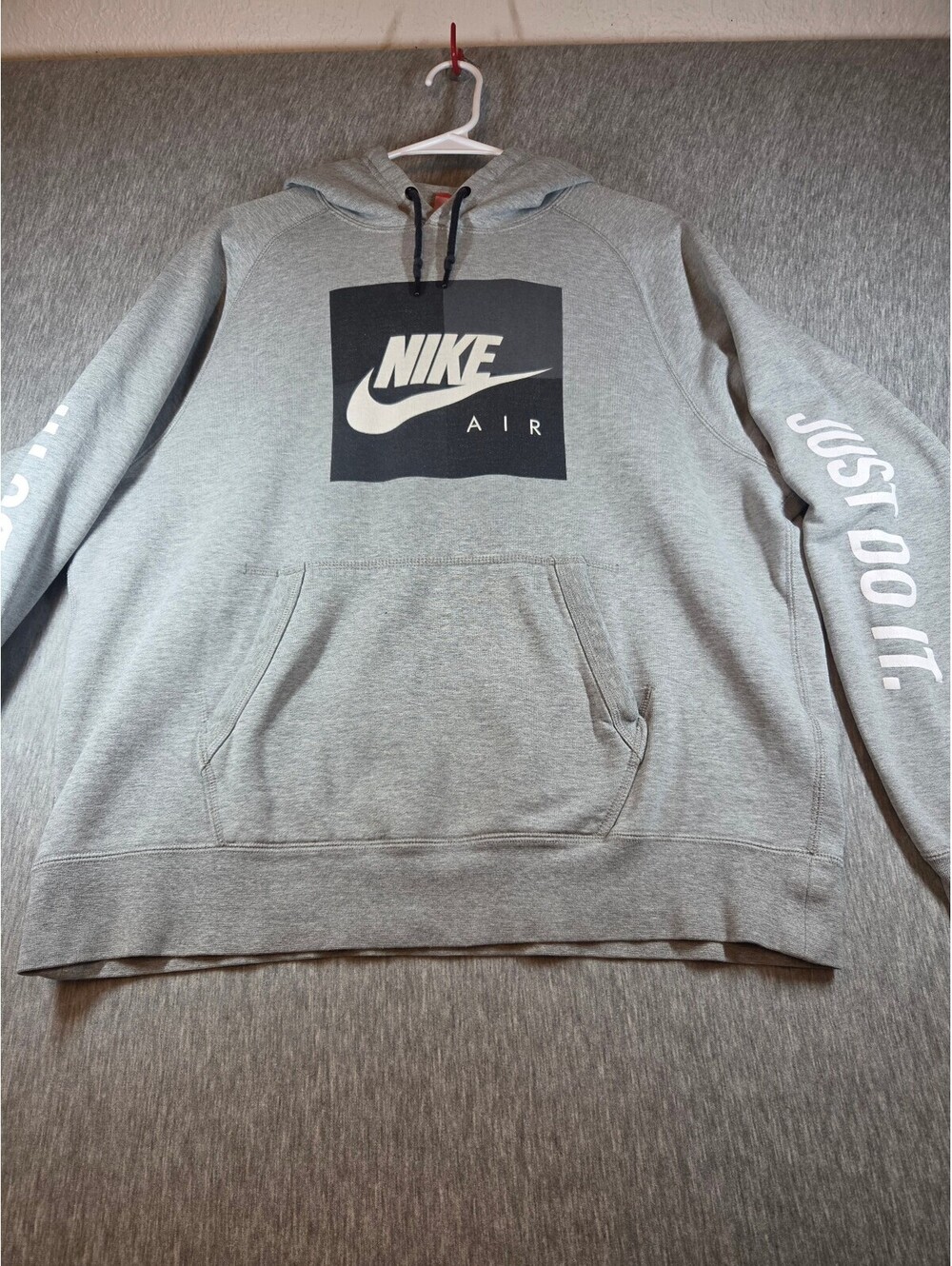 Nike Air Gray Hoodie Sweatshirt with 'Just Do It' Sleeves